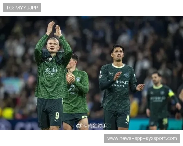 曼城连续插上进攻打穿对手，哈兰德点球稳稳罚中